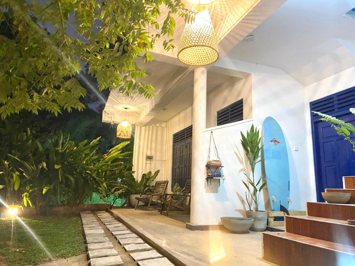 Babylon Mirissa Hostel Екстериор снимка